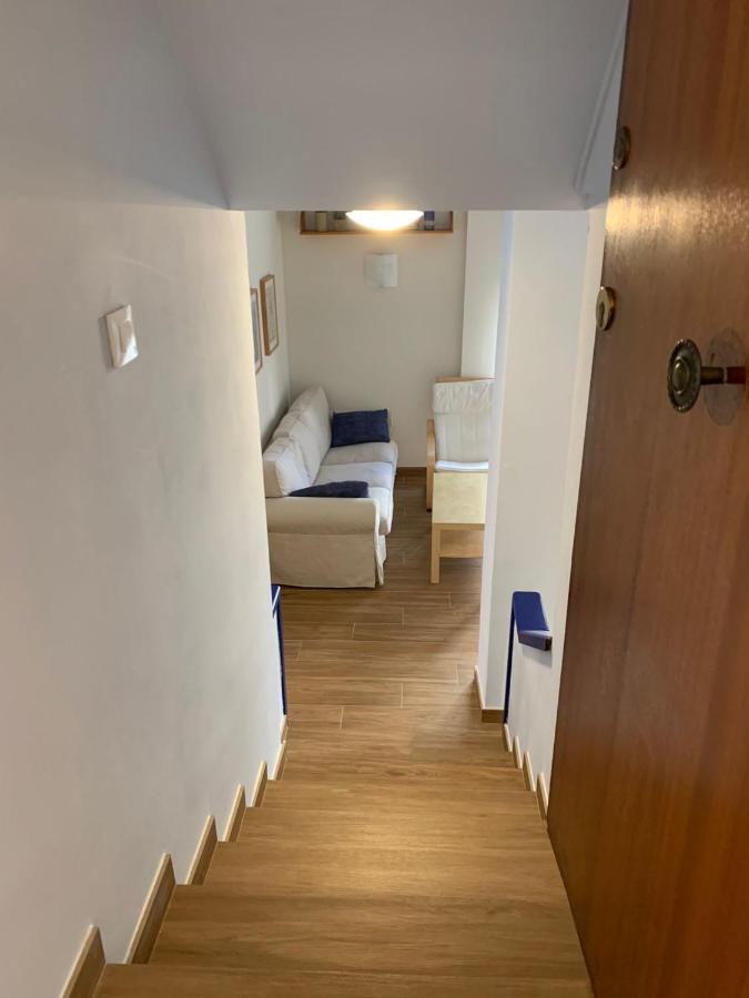Cosy Apartment In L Escala, 7 Mins Walk To The Closest Beach, Riells L' Escala エクステリア 写真